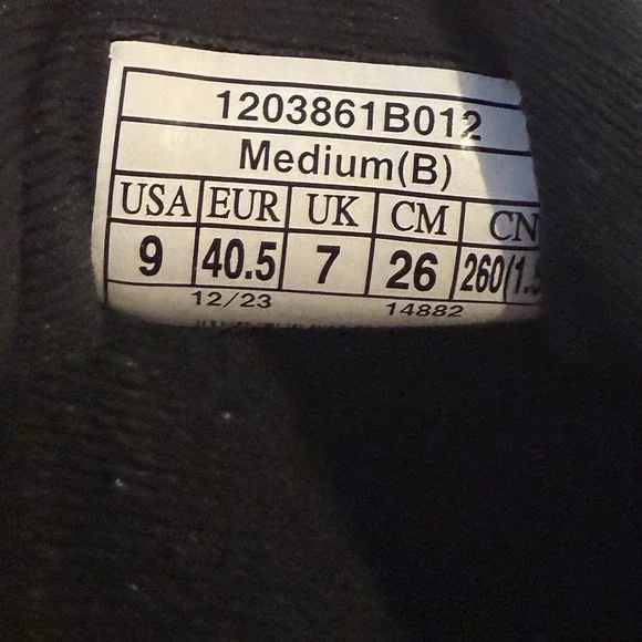 Brooks Women's Revel 6 Running Shoes Black/White – Size‎ 9 Comfort Sneakers - Picture 4 of 4